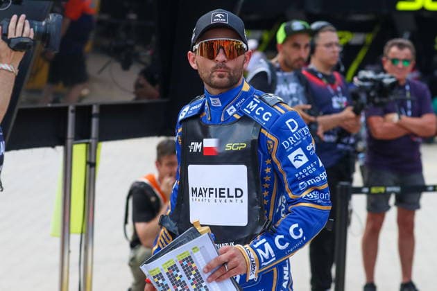 Wroclaw 20.06.2026. Zuzel FIM indywidualne mistrzostwa swiata na zuzlu sezon 2026 --- FIM Speedway Grand Prix season 2026 nz Bartosz Zmarzlik Fot. Kacper Staniec NEWSPIX.PL --- newspix.pl FIM SPEEDWAY World Championship, WM, Weltmeisterschaft GRAND PRIX 2026 POLAND OUT! 