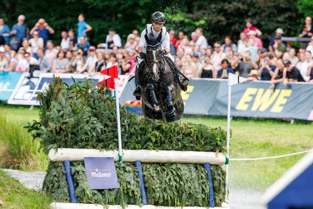 LUHMÜHLEN - Longines Horse Trail 2026, LUHMÜHLEN - Longines Horse Trail 2026 KRAJEWSKI Julia (GER), Tullabeg Platinum CCI4*-S Meßmer Trophy Deutsche Meisterschaft 2026 Gelände Cross Country Luhmühlen, Turniergelände 20. June 2026 - *** LUHMÜHLEN Longines Horse Trail 2026, LUHMÜHLEN Longines Horse Trail 2026 KRAJEWSKI Julia GER, Tullabeg Platinum CCI4 S Meßmer Trophy German Championship 2026 Cross-Country Luhmühlen, Competition Grounds June 20, 2026,detected_source_language