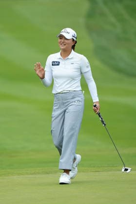 Meijer LPGA, Golf Damen Classic BELMONT, MICHIGAN - JUNE 20: Jin Young Ko of the Republic of Korea plays her putt on the third green during the third round of the Meijer LPGA Classic for Simply Give golf tournament at Blythefield Country Club in Belmont, MI, USA Saturday, June 20, 2026. Belmont Michigan United States  Copyright: xJorgexLemusx originalFilename:lemus-meijerlp260620_npCih.jpg