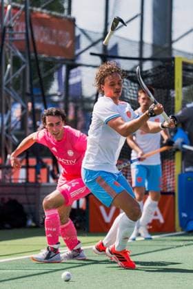 ROTTERDAM, 20-06-2026, HC Rotterdam, FIH Hockey Pro League Men, Netherlands - Germany , Season 2025-2026. Picture shows Teo Hinrichs and Netherlands player Floris Middendorp Netherands - Germany (2nd Match)  x204500902x Copyright: