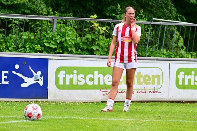 20.06.2026, Fußball, Frauen, Regionalliga, Relagation zur 2. Bundesliga, Saison 2025 2026, Holstein Kiel - 1. FC Köln, Holstein Women Jil Schäfer Kiel, Holstein-Stadion Waldwiese, VfB Kiel Platz Schleswig-Holstein Deutschland *** June 20, 2026, Soccer, Womens, Regional League, Promotion Relegation to the 2. Bundesliga, 2025–2026 Season, Holstein Kiel vs. 1. FC Köln, Holstein Women Jil Schäfer Kiel, Holstein Stadion Waldwiese, VfB Kiel Field, Schleswig-Holstein, Germany,detected_source_language