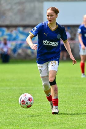 20.06.2026, Fußball, Frauen, Regionalliga, Relagation zur 2. Bundesliga, Saison 2025 2026, Holstein Kiel - 1. FC Köln, Holstein Women Kira Hasse Kiel, Holstein-Stadion Waldwiese, VfB Kiel Platz Schleswig-Holstein Deutschland *** June 20, 2026, Soccer, Womens, Regional League, Promotion Relegation to the 2. Bundesliga, 2025–2026 Season, Holstein Kiel vs. 1. FC Köln, Holstein Womens Team (Kira Hasse, Kiel), Holstein Stadion Waldwiese, VfB Kiel Field, Schleswig-Holstein, Germany,detected_source_language