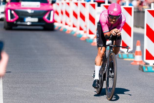 AARBURG, SWITZERLAND - JUNE 20: Richard Carapaz of Ecuador and EF Education - EasyPost in action during the 89th Tour de Suisse 2026 on June 20, 2026 in Aarburg, Switzerland. *** AARBURG, SWITZERLAND, JUNE 20—Richard Carapaz of Ecuador and EF Education EasyPost in action during the 89th Tour de Suisse 2026 on June 20, 2026, in Aarburg, Switzerland,detected_source_language Copyright: xJustPictures.ch PascalxvonxBürenx jp-en-EuSpIm-Pavo_Fotografie-09168