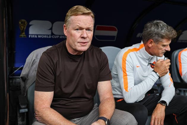 Trainer Ronald Koeman (Netherlands) sits on the bench during the FIFA World Cup, WM, Weltmeisterschaft, Fussball 2026 Group F match between Netherlands and Sweden at Houston Stadium on June 20, 2026 in Houston, United States. (Photo by Torbjorn Tande DeFodi Images) - *** Netherlands coach Ronald Koeman sits on the bench during the 2026 FIFA World Cup Group F match between the Netherlands and Sweden at Houston Stadium on June 20, 2026, in Houston, United States. Photo by Torbjorn Tande, DeFodi Images,detected_source_language