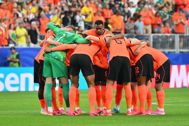 FIFA World Cup, WM, Weltmeisterschaft, Fussball 2026 - Group F - Netherlands vs Sweden Team Netherlands huddle prior the FIFA World Cup 2026 group stage match Netherlands against Sweden, in Houston, USA, 20 June 2026. HOUSTON United States  Copyright: xSAMxWASSONx
