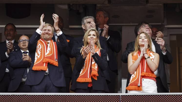 HOUSTON - King Willem-Alexander, Queen Maxima, and Princess Ariane in the stands during the 2026 FIFA World Cup, WM, Weltmeisterschaft, Fussball Group F match between the Netherlands and Sweden at Houston Stadium on June 20, 2026, in Houston, United States. ROBIN VAN LONKHUIJSEN ANP FIFA World Cup 2026 group stage 2026 xVIxANPxSportx xxANPxIVx 561521723 originalFilename: 561521723.jpg