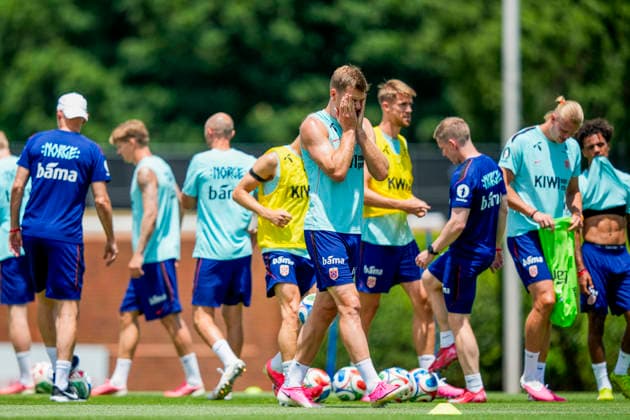 Fotball-VM 2026 Greensboro , USA 20260620. Norges Alexander Sorloth under en trening med Norges herrelandslag i fotball pa The University of North Carolina Greensboro (UNCG). Foto: Fredrik Varfjell NTB Greensboro USA EDITORIAL USE ONLY. RESTRICTED USE FOR BETTING COMPANIES Ref:_SPOFy-nBv1ugrw.jpg *** 2026 World Cup in Greensboro, USA 20260620 Norway’s Alexander Sorloth during a training session with the Norwegian men’s national soccer team at the University of North Carolina Greensboro (UNCG). Photo  Copyright: xFredrikxVarfjellx xNTBx