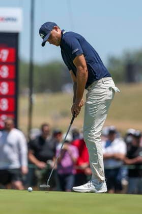 US Open Golf Championship - Round 3 Ludvig Aberg of Sweden during the third round of the 2026 US Open golf tournament at the Shinnecock Hills Golf Club in Southampton, New York, USA, 20 June 2026. SOUTHAMPTON NEW YORK UNITED STATES  Copyright: xSARAHxYENESELx