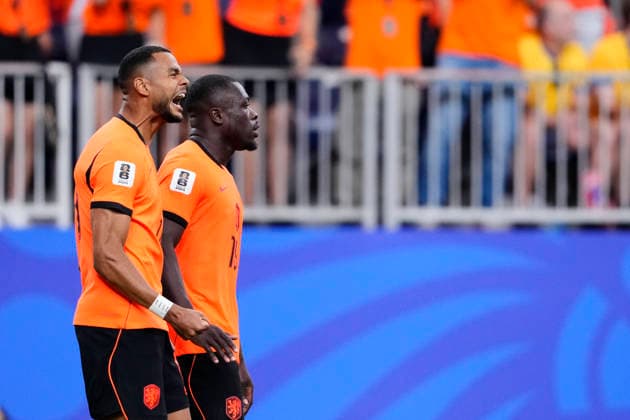 Netherlands v Sweden: Group F - FIFA World Cup, WM, Weltmeisterschaft, Fussball 2026 Brian Brobbey of Netherlands celebrates after scoring his team s first goal with teammate Cody Gakpo during the FIFA World Cup 2026 Group F match between Netherlands and Sweden at Houston Stadium on June 20, 2026 in Houston, United States. Houston TX United States  Copyright: xJosexBretonx originalFilename:bretonhernandez-netherla260620_np1iV.jpg