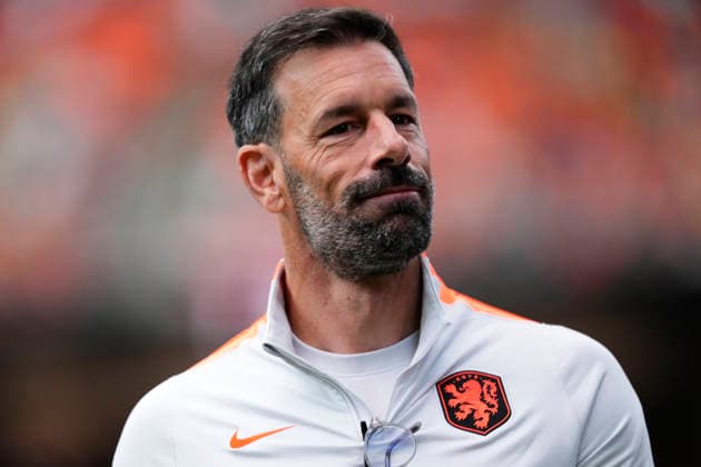 Netherlands v Sweden: Group F - FIFA World Cup, WM, Weltmeisterschaft, Fussball 2026 Ruud van Nistelrooy, Assistant Coach of Netherlands, looks on during the FIFA World Cup 2026 Group F match between Netherlands and Sweden at Houston Stadium on June 20, 2026 in Houston, United States. Houston TX United States  Copyright: xJosexBretonx originalFilename:bretonhernandez-netherla260620_npOfE.jpg