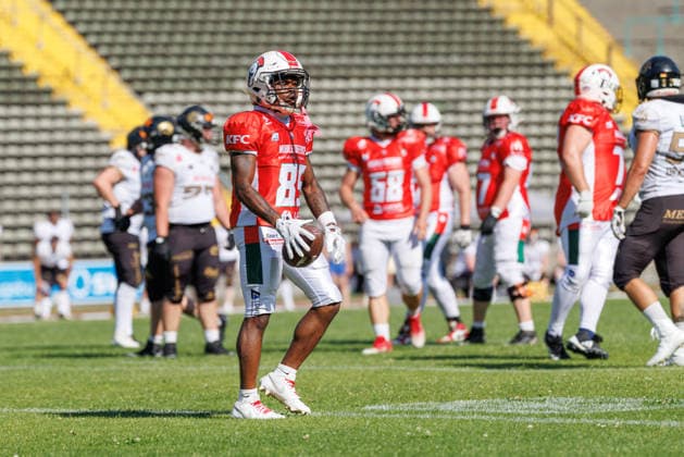 Jalin Goodman (85, Augsburg Centurions) beim Spiel zwischen Augsburg Centurions v Gießen Golden Dragons, American Football, Männer, GFL2, 2026, 7.Spieltag am 20.06.2026 in Augsburg, Rosenaustadion. Bayern Deutschland *** Jalin Goodman 85, Augsburg Centurions, during the game between the Augsburg Centurions and the Gießen Golden Dragons, American football, mens, GFL2, 2026, Matchday 7 on June 20, 2026, in Augsburg, Rosenaustadion, Bavaria, Germany,detected_source_language