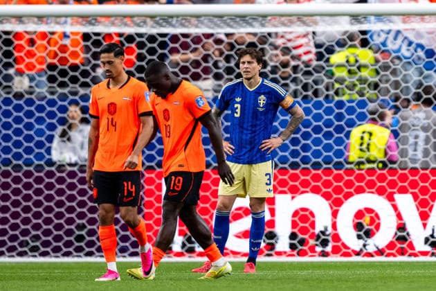 260620 Victor Nilsson Lindelöf of Sweden looks dejected after 3-0 during the FIFA World Cup, WM, Weltmeisterschaft, Fussball 2026 football match between Netherlands and Sweden on June 20, 2026 in Houston. Photo: Ludvig Thunman BILDBYRAN kod LT PA1246 bbeng fotboll football soccer fotball vm fotbolls-vm fotball-vm fotbolls-vm 2026 fifa world cup 2026 sverige sweden sverige a netherlands nederländerna depp *** June 20, 2026  Copyright: LUDVIGxTHUNMAN BB260620LT054