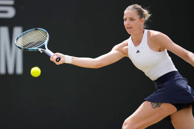 Lexus Nottingham Open - Day Six Karolina Pliskova competes during her semi-final singles match at the 2026 Lexus Nottingham Open Women s tennis tournament at the Nottingham Tennis Centre in Nottingham, England, on June 20, 2026. Nottingham Great Britain United Kingdom  Copyright: xOwenxHammondx originalFilename:hammond-2026lexu260620_np1kA.jpg