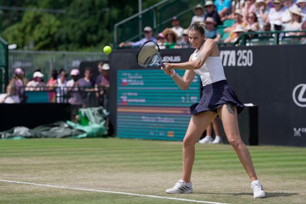 Lexus Nottingham Open - Day Six Karolina Pliskova competes during her semi-final singles match at the 2026 Lexus Nottingham Open Women s tennis tournament at the Nottingham Tennis Centre in Nottingham, England, on June 20, 2026. Nottingham Great Britain United Kingdom  Copyright: xOwenxHammondx originalFilename:hammond-2026lexu260620_npLWi.jpg