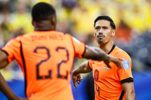 HOUSTON - (lr) Denzel Dumfries of the Netherlands, Tijjani Reijnders of the Netherlands during the FIFA World Cup, WM, Weltmeisterschaft, Fussball 2026 Group F match between the Netherlands and Sweden at Houston Stadium on June 20, 2026 in Houston, United States. KOEN VAN WEEL ANP FIFA World Cup 2026 group stage 2026 xVIxANPxSportx xxANPxIVx 561527888 originalFilename: 561527888.jpg