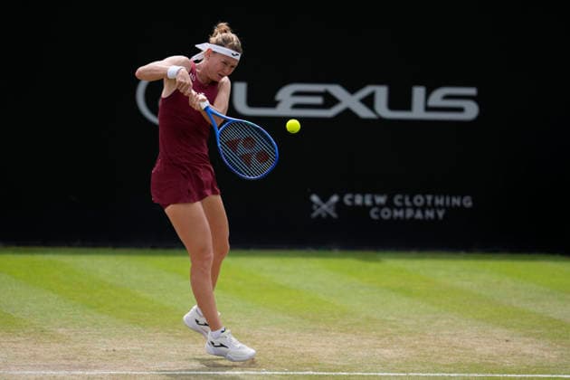 Lexus Nottingham Open - Day Six Marie Bouzkova in action during her semi-final singles match at the 2026 Lexus Nottingham Open Women s tennis tournament at the Nottingham Tennis Centre in Nottingham, England, on June 20, 2026. Nottingham Great Britain United Kingdom  Copyright: xOwenxHammondx originalFilename:hammond-2026lexu260620_npk3K.jpg