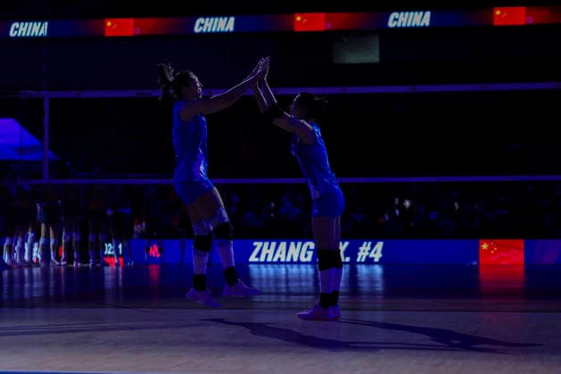 China V Brazil - Volleyball Nations League 2026 Ankara Stage The China team participates in the ceremony at the Volleyball Nations League match between China and Brazil at the Ankara Arena in Ankara, Turkey, on June 20, 2026. Ankara Turkey  Copyright: xÃ‡aÄülarxOskayx originalFilename:oskay-chinavbr260620_npWTx.jpg