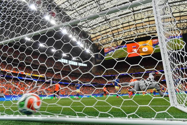 FIFA World Cup, WM, Weltmeisterschaft, Fussball 2026 - Group F - Netherlands vs Sweden Sweden goalkeeper Kristoffer Nordfeldt concedes the 4-0 goal during the FIFA World Cup 2026 group stage match Netherlands against Sweden, in Houston, USA, 20 June 2026. HOUSTON United States  Copyright: xSAMxWASSONx