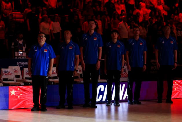 China V Brazil - Volleyball Nations League 2026 Ankara Stage The China staff during the FIVB Volleyball Nations League (VNL) match between China and Brazil at the Ankara Arena in Ankara, Turkey, on June 20, 2026. Ankara Turkey  Copyright: xÃ‡aÄülarxOskayx originalFilename:oskay-chinavbr260620_npsRJ.jpg