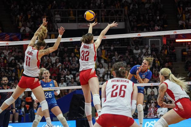 FIVB Women s Nations League 2026. Maja Koput of Poland competes against Jolien Knollema of the Netherlands during the FIVB Women s Volleyball Nations League match between the Netherlands and Poland in Bangkok, Thailand, on June 20, 2026. Bangkok Bangkok Thailand  Copyright: xAnusakxLaowilasx originalFilename:laowilas-notitle260620_np5Eu.jpg