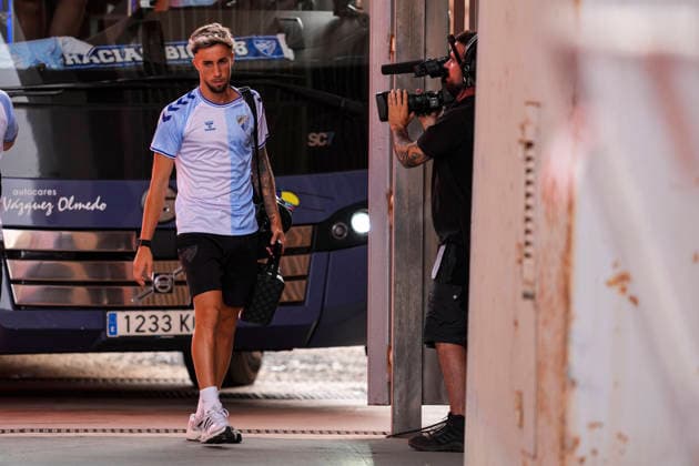 June 20, 2026, Almeria, Almeria, SPAIN: David Larrubia of Malaga CF looks on before the Liga Hypermotion, second leg of the Playoff for LaLiga EA Sports promotion, football match played between UD Almeria and Malaga CF at UD Almeria stadium on June 20, 2026, in Almeria, Spain. UD Almeria V Malaga CF - LaLiga Hypermotion  - ZUMAa181 20260620_zaa_a181_030 Copyright: xJoaquinxCorcherox