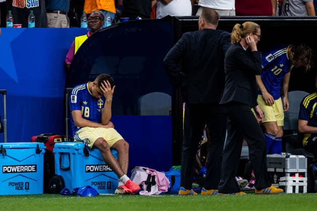 260620 Yasin Ayari of Sweden looks dejected after the FIFA World Cup, WM, Weltmeisterschaft, Fussball 2026 football match between Netherlands and Sweden on June 20, 2026 in Houston. Photo: Ludvig Thunman BILDBYRAN kod LT PA1246 bbeng fotboll football soccer fotball vm fotbolls-vm fotball-vm fotbolls-vm 2026 fifa world cup 2026 sverige sweden sverige a netherlands nederländerna depp *** June 20, 2026  Copyright: LUDVIGxTHUNMAN BB260620LT096