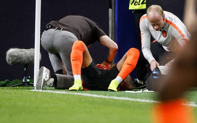 HOUSTON - Injury to Crysencio Summerville of the Netherlands during the FIFA 2026 World Cup Group F match between the Netherlands and Sweden at Houston Stadium on June 20, 2026, in Houston, United States. KOEN VAN WEEL ANP FIFA World Cup, WM, Weltmeisterschaft, Fussball 2026 group stage 2026 xVIxANPxSportx xxANPxIVx 561532220 originalFilename: 561532220.jpg