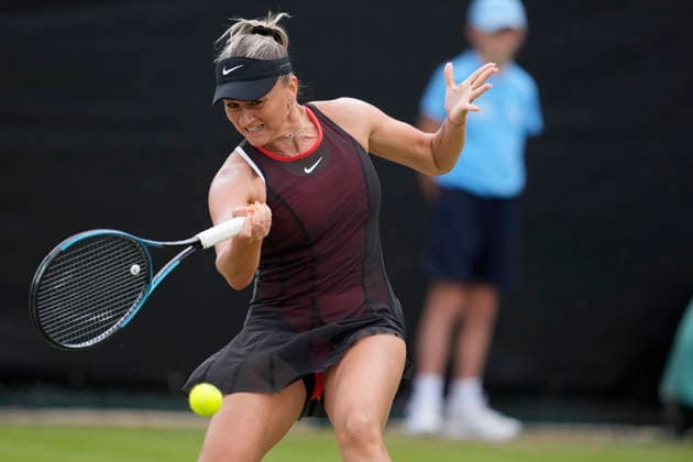 Lexus Nottingham Open - Day Six Iryna Shymanovich competes during the semi-final doubles match at the 2026 Lexus Nottingham Open Women s tennis tournament at the Nottingham Tennis Centre in Nottingham, England, on June 20, 2026. Nottingham Great Britain United Kingdom  Copyright: xOwenxHammondx originalFilename:hammond-2026lexu260620_npcyu.jpg