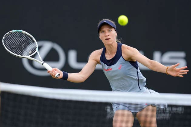 Lexus Nottingham Open - Day Six Viktorija Golubic competes during her semi-final singles match at the 2026 Lexus Nottingham Open Women s tennis tournament at the Nottingham Tennis Centre in Nottingham, England, on June 20, 2026. Nottingham Great Britain United Kingdom  Copyright: xOwenxHammondx originalFilename:hammond-2026lexu260620_npZNV.jpg
