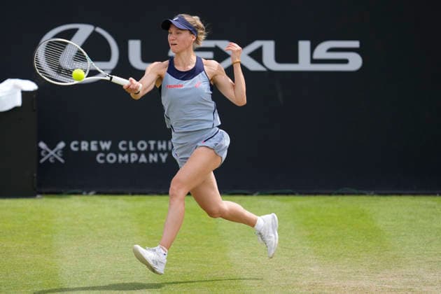 Lexus Nottingham Open - Day Six Viktorija Golubic competes during her semi-final singles match at the 2026 Lexus Nottingham Open Women s tennis tournament at the Nottingham Tennis Centre in Nottingham, England, on June 20, 2026. Nottingham Great Britain United Kingdom  Copyright: xOwenxHammondx originalFilename:hammond-2026lexu260620_np5Lu.jpg
