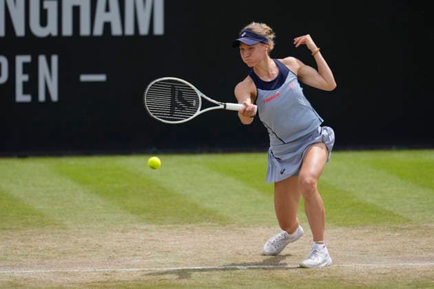 Lexus Nottingham Open - Day Six Viktorija Golubic competes during her semi-final singles match at the 2026 Lexus Nottingham Open Women s tennis tournament at the Nottingham Tennis Centre in Nottingham, England, on June 20, 2026. Nottingham Great Britain United Kingdom  Copyright: xOwenxHammondx originalFilename:hammond-2026lexu260620_npz6Y.jpg