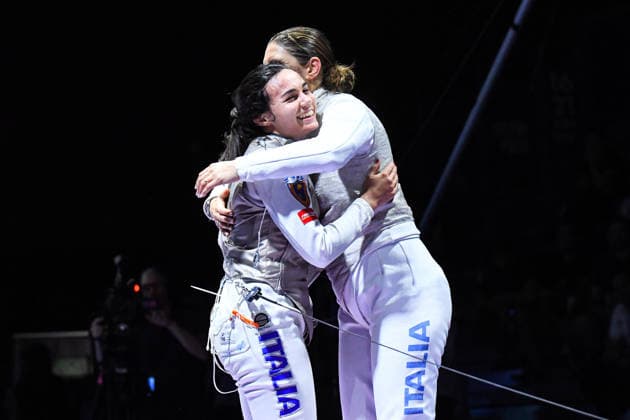 ESCRIME : Championnat d Europe Antony 2026 - 20 06 2026 Les escrimeuses Italiennes cÃ lebrent leur sacre de championnes d™Europe en fleuret par equipe AntonyFrance  Copyright: xBaptistexAutissierx