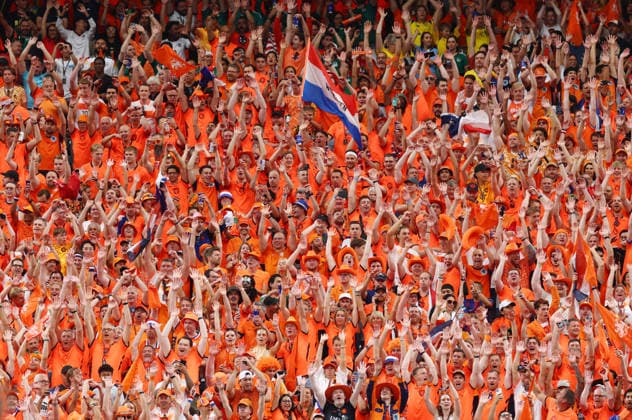 Netherlands fans celebrate after their team defeated Sweden 5-1 in a FIFA World Cup, WM, Weltmeisterschaft, Fussball match at NRG Stadium in Houston, Texas, on Saturday, June 20, 2026.  HOU20260620925 CHRISTIANxBRUNSKILL