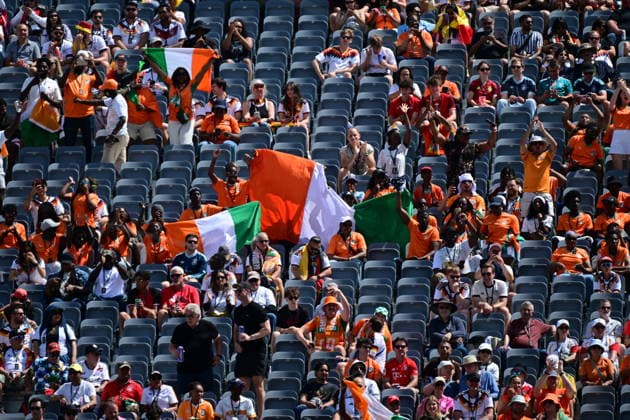 FIFA World Cup, WM, Weltmeisterschaft, Fussball 2026 - Group E - Germany vs Ivory Coast Supporters of Ivory Coast wave their national flags ahead of the FIFA World Cup 2026 group stage match Germany against Ivory Coast, in Toronto, Canada, 20 June 2026. TORONTO United States  Copyright: xEDUARDOxLIMAx