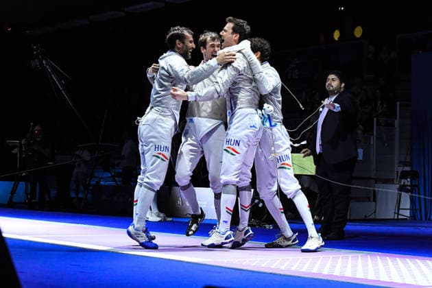 ESCRIME : Championnat d Europe Antony 2026 - 20 06 2026 Les escrimeurs Hongrois cÃ lebrent leur sacre de champions d™Europe en Sabre par equipe AntonyFrance  Copyright: xBaptistexAutissierx