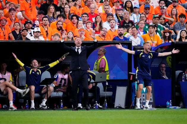 Netherlands v Sweden: Group F - FIFA World Cup, WM, Weltmeisterschaft, Fussball 2026 Graham Potter, head coach of Sweden, protests during the FIFA World Cup 2026 Group F match between Netherlands and Sweden at Houston Stadium on June 20, 2026 in Houston, United States. Houston TX United States  Copyright: xJosexBretonx originalFilename:bretonhernandez-netherla260620_npfVv.jpg