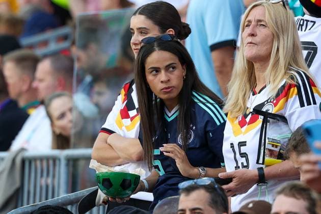 Sabrina, Frau von Nico Schlotterbeck 15 (Deutschland), Deutschland vs. Elfenbeinkueste, Fussball, FIFA, Weltmeisterschaft 2026, Gruppenphase, 20.06.2026 Toronto Ontario Kanada *** Sabrina, wife of Nico Schlotterbeck 15 Germany, Germany vs. Ivory Coast, soccer, FIFA, 2026 World Cup, group stage, June 20, 2026, Toronto, Ontario, Canada,detected_source_language Copyright: xkolbert-press ChristianxKolbertx