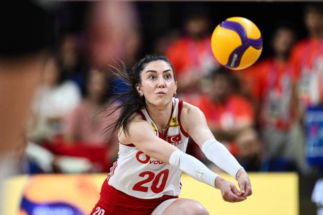 Turkiye v Germany - 2026 FIVB Volleyball Nations League ANKARA, TURKIYE - JUNE 20: Yaprak Erkek (20) of Turkiye competes during the 2026 FIVB Volleyball Nations League Phase 2 match between Turkiye and Germany at the Ankara Sports Hall in Ankara, Turkiye on June 20, 2026. Akin Celiktas Anadolu Ankara Turkey. Editorial use only. Please get in touch for any other usage.  Copyright: x2026xAnadoluxAkinxCeliktasx
