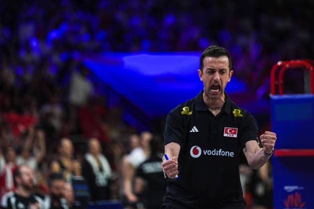 Turkiye v Germany - 2026 FIVB Volleyball Nations League ANKARA, TURKIYE - JUNE 20: Head coach Daniele Santarelli of Turkiye celebrates after team scores during the 2026 FIVB Volleyball Nations League Phase 2 match between Turkiye and Germany at the Ankara Sports Hall in Ankara, Turkiye on June 20, 2026. Dilara Irem Sancar Anadolu Ankara Turkey. Editorial use only. Please get in touch for any other usage.  Copyright: x2026xAnadoluxDilaraxIremxSancarx