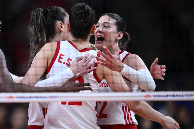 Turkiye v Germany - 2026 FIVB Volleyball Nations League ANKARA, TURKIYE - JUNE 20: Players of Turkiye celebrate after winning the 2026 FIVB Volleyball Nations League Phase 2 match between Turkiye and Germany at the Ankara Sports Hall in Ankara, Turkiye on June 20, 2026. Akin Celiktas Anadolu Ankara Turkey. Editorial use only. Please get in touch for any other usage.  Copyright: x2026xAnadoluxAkinxCeliktasx