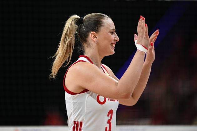 Turkiye v Germany - 2026 FIVB Volleyball Nations League ANKARA, TURKIYE - JUNE 20: Cansu Ozbay of Turkiye celebrates after winning the 2026 FIVB Volleyball Nations League Phase 2 match between Turkiye and Germany at the Ankara Sports Hall in Ankara, Turkiye on June 20, 2026. Akin Celiktas Anadolu Ankara Turkey. Editorial use only. Please get in touch for any other usage.  Copyright: x2026xAnadoluxAkinxCeliktasx