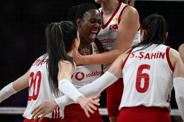 Turkiye v Germany - 2026 FIVB Volleyball Nations League ANKARA, TURKIYE - JUNE 20: Players of Turkiye celebrate after winning the 2026 FIVB Volleyball Nations League Phase 2 match between Turkiye and Germany at the Ankara Sports Hall in Ankara, Turkiye on June 20, 2026. Akin Celiktas Anadolu Ankara Turkey. Editorial use only. Please get in touch for any other usage.  Copyright: x2026xAnadoluxAkinxCeliktasx