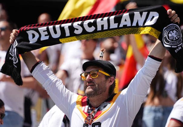 Germany fans (Germany) looks on during Germany v Cote D Ivoire, Group E FIFA World Cup, WM, Weltmeisterschaft, Fussball 2026, Toronto Stadium, Toronto, Canada on June 20, 2026. Thor Wegner DeFodi Images. (Photo by DeFodi Images) - *** German fans watch the Germany vs. Ivory Coast match, Group E of the 2026 FIFA World Cup, at Toronto Stadium in Toronto, Canada, on June 20, 2026. Photo by DeFodi Images (Thor Wegner),detected_source_language