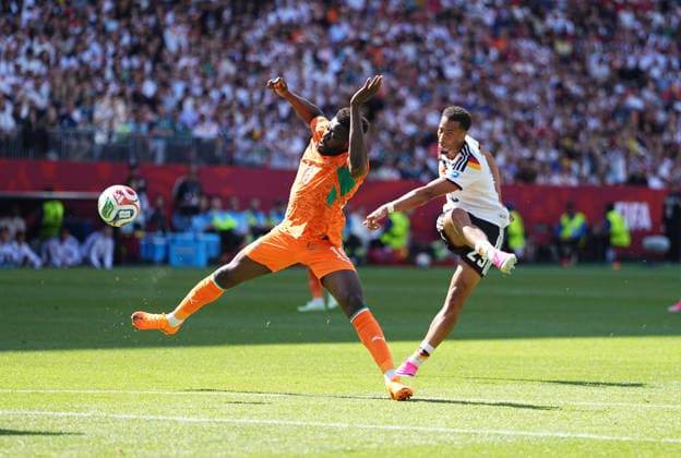 Felix Nmecha (Germany) shoots on goal during Germany v Cote D Ivoire, Group E FIFA World Cup, WM, Weltmeisterschaft, Fussball 2026, Toronto Stadium, Toronto, Canada on June 20, 2026. Thor Wegner DeFodi Images. (Photo by DeFodi Images) - *** Felix Nmecha of Germany takes a shot on goal during the Germany vs. Ivory Coast match in Group E of the 2026 FIFA World Cup at Toronto Stadium in Toronto, Canada, on June 20, 2026. Photo by DeFodi Images (Thor Wegner),detected_source_language