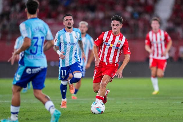 June 20, 2026, Almeria, Almeria, SPAIN: Sergio Arribas of UD Almeria in action during the Liga Hypermotion, second leg of the Playoff for LaLiga EA Sports promotion, football match played between UD Almeria and Malaga CF at UD Almeria stadium on June 20, 2026, in Almeria, Spain. Almeria SPAIN - ZUMAa181 20260620_zaa_a181_081 Copyright: xJoaquinxCorcherox