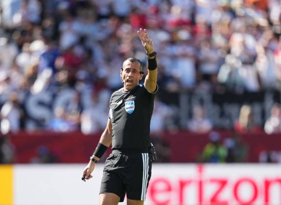 Juan Gabriel Benitez (Paraguay) lr during Germany v Cote D Ivoire, Group E FIFA World Cup, WM, Weltmeisterschaft, Fussball 2026, Toronto Stadium, Toronto, Canada on June 20, 2026. Thor Wegner DeFodi Images. (Photo by DeFodi Images) - *** Juan Gabriel Benítez of Paraguay during the Germany vs. Ivory Coast match, Group E of the 2026 FIFA World Cup, at Toronto Stadium, Toronto, Canada, on June 20, 2026. Photo by DeFodi Images (Thor Wegner),detected_source_language