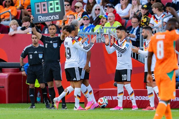 FIFA Fussball Weltmeisterschaft 2026, Gruppe E, Spiel 2, Deutschland vs Elfenbeinküste, 20.06.2026 im Toronto Stadium, Toronto Auswechselung Einwechselung Leroy Sane (Deutschland) Nadiem Amiri (Deutschland) Jamie Leweling (Deutschland) Deniz Undav (Deutschland) *** 2026 FIFA World Cup, Group E, Match 2, Germany vs. Ivory Coast, June 20, 2026, at Toronto Stadium, Toronto Substitution Out Copyright: xBahhoxKarax