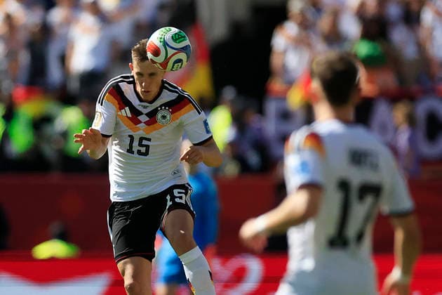 Nico Schlotterbeck of Germany heads the ball in a Group E match of the 2026 FIFA World Cup, WM, Weltmeisterschaft, Fussball between Germany and Ivory Coast at BMO Stadium in Toronto, Canada, 20 June 2026. FIFA World Cup 2026 - Group E - Germany vs. Ivory Coast !ACHTUNG: NUR REDAKTIONELLE NUTZUNG!  Copyright: xBienvenidoxVelascox GR6354 20260620-55020660371_1