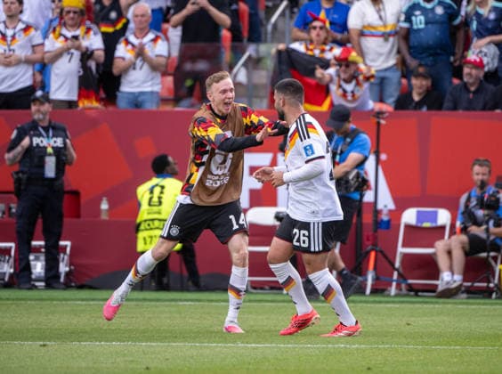 Fußball, Herren, FIFA World Cup, WM, Weltmeisterschaft, Fussball 2026, Spiel in Toronto (Gruppe E, 2. Spieltag), Deutschland - Elfenbeinküste, v. l. Maximilian Beier (Deutschland), Deniz Undav (Deutschland), Jubel nach Tor zum 2:1, 20.06. 2026,