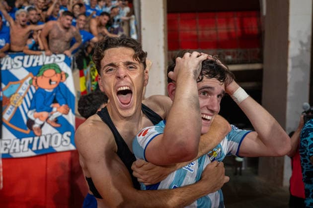 Almeria, Spain - June 20th: Aaron Ochoa (N35) & Julen Lobete (N24) celebrating the promotion play-off final of La Liga Hypermotion (Segunda Division) match between Almeria and Malaga at UD Almería Stadium on June 20th, 2026 in Almeria, Spain.  Copyright: xAndresxLopezxSheridanxx xSPPx Sportspressphoto_SPR171955